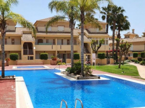 Holidoo Travel 